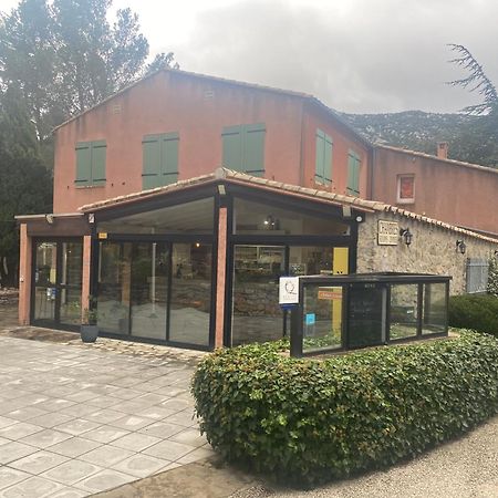 奥贝尔格拉塔博乐都库乐酒店 屈屈尼昂 外观 照片