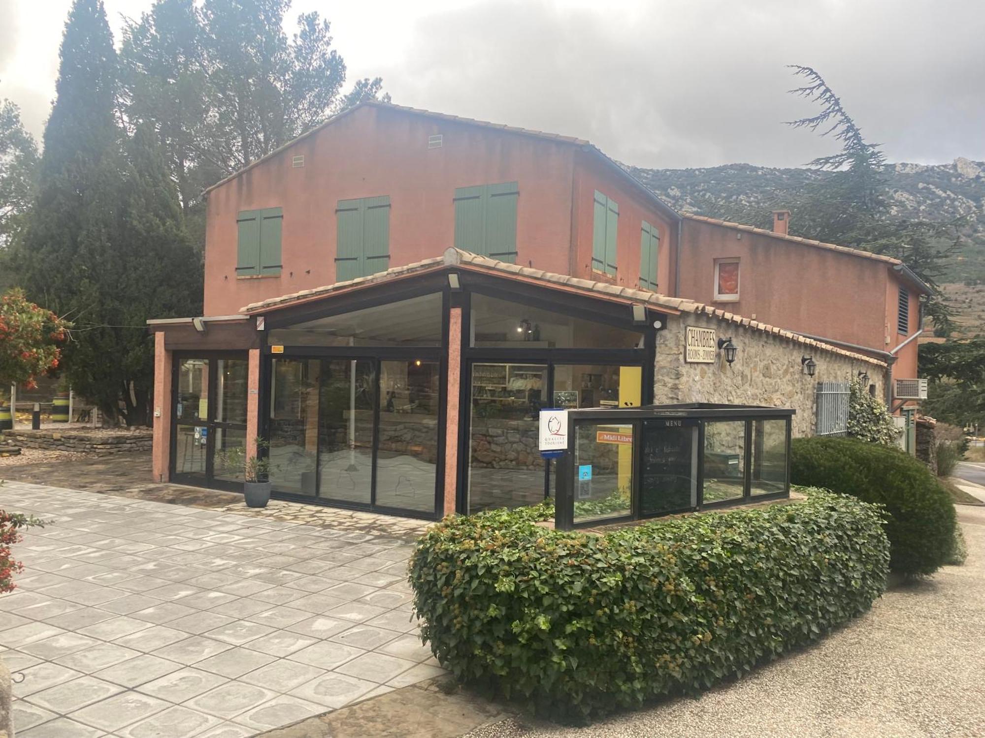 奥贝尔格拉塔博乐都库乐酒店 屈屈尼昂 外观 照片